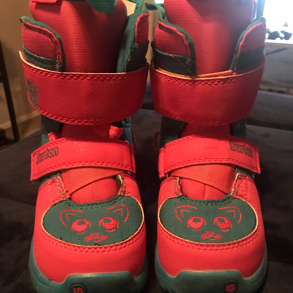 Burton Mini Grom Snowboard or ski boot youth 13